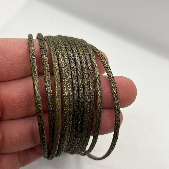 Womens Gold and Sliver Tone Stack Bangle Bracelets - Picture 2 of 16